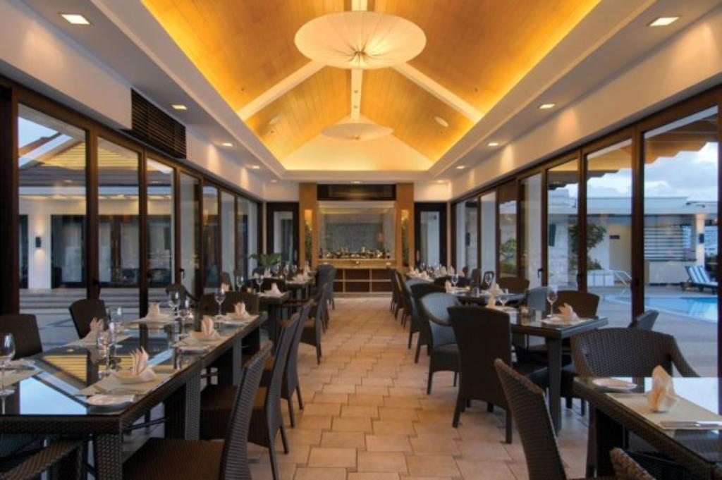 Hotel Marco Polo Davao Exterior foto The restaurant