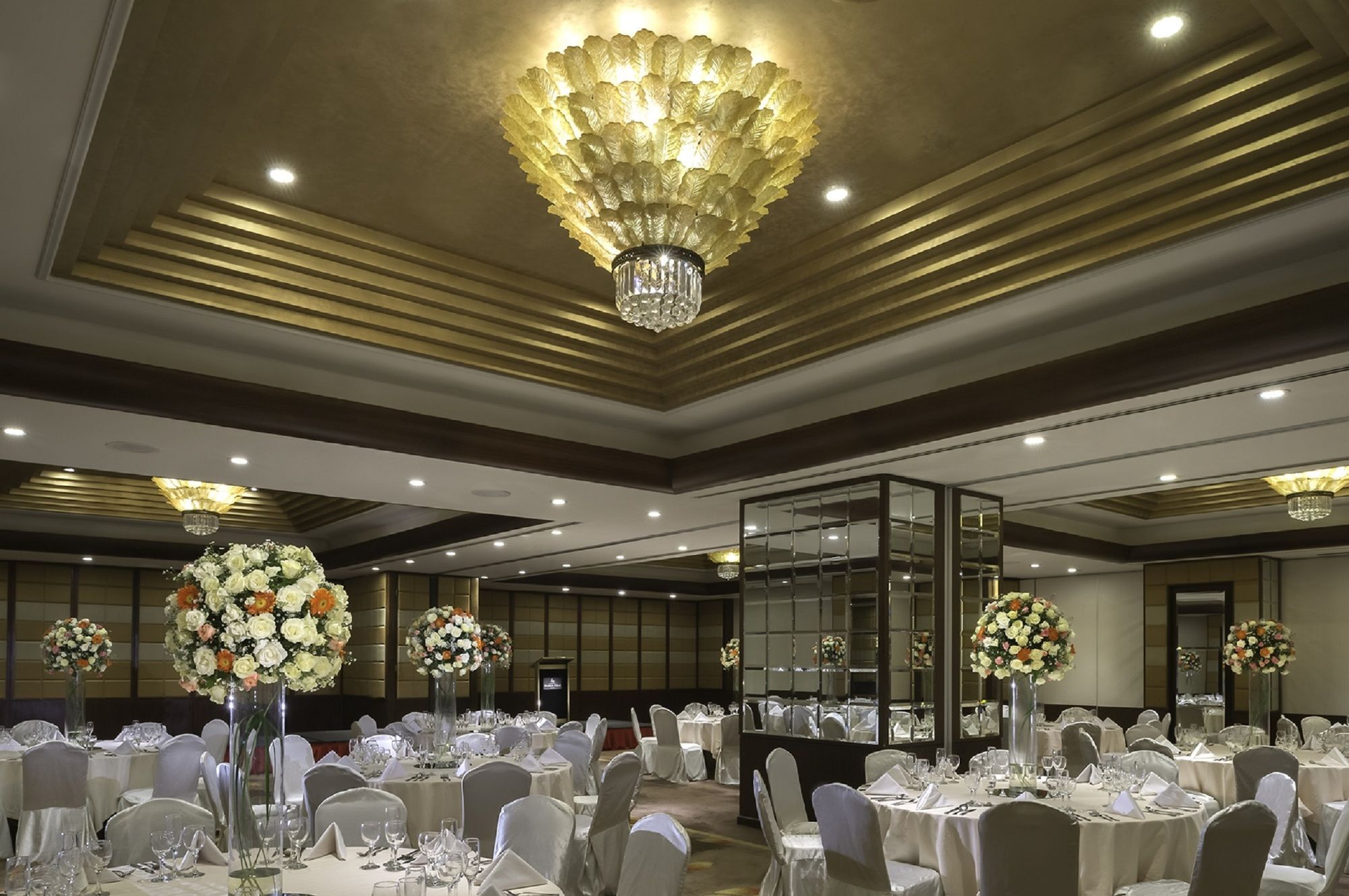 Hotel Marco Polo Davao Exterior foto The ballroom