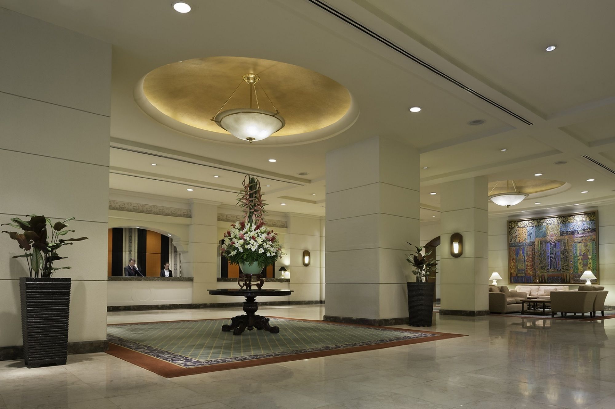 Hotel Marco Polo Davao Exterior foto The lobby of the Taj Bengal