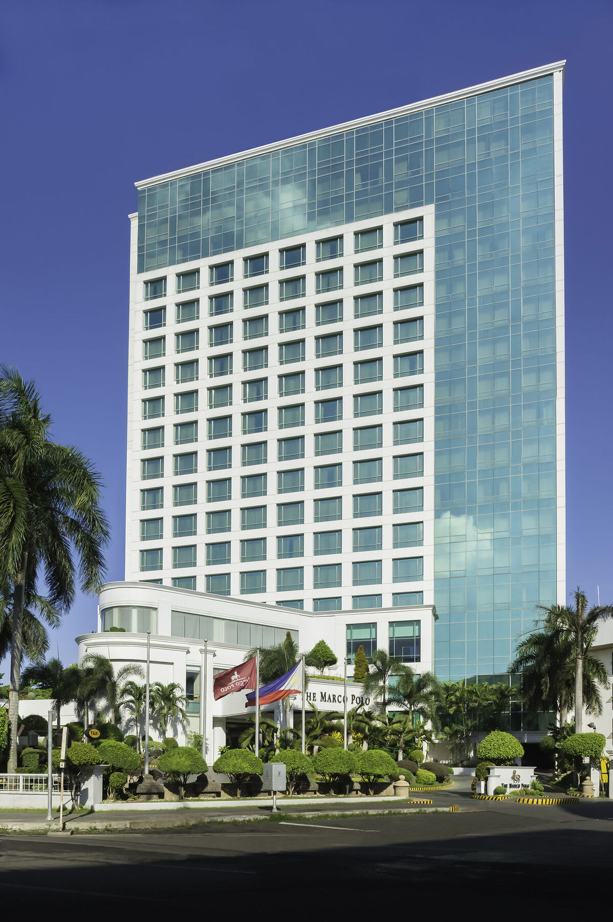 Hotel Marco Polo Davao Exterior foto The hotel in 2012
